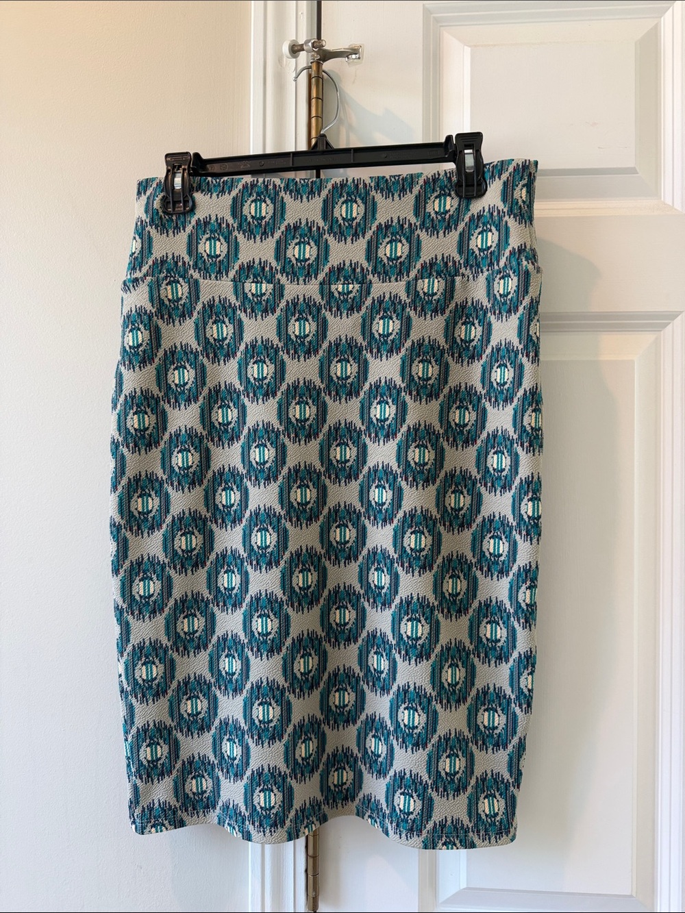 LuLaRoe Teal and Gray Geometric Pencil Skirt